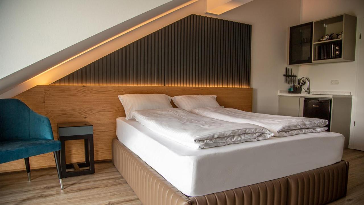 Rheinapart Hotel Und Boardinghouse ボルンハイム エクステリア 写真